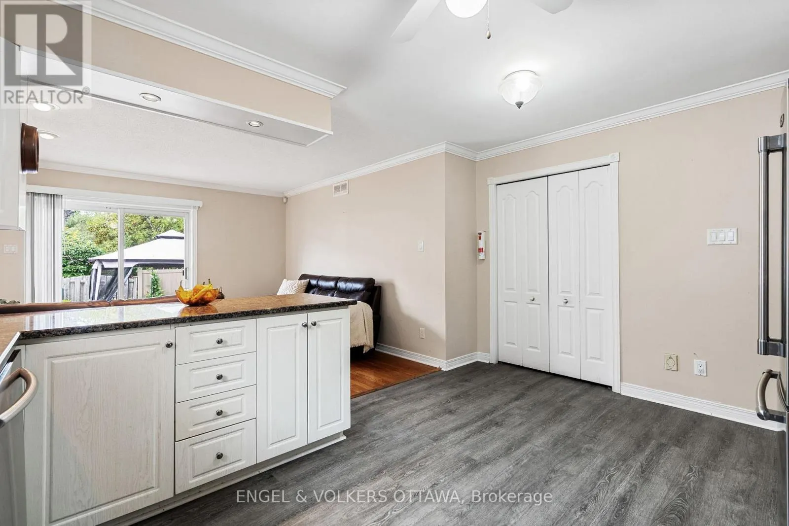 27 MAYFORD AVENUE