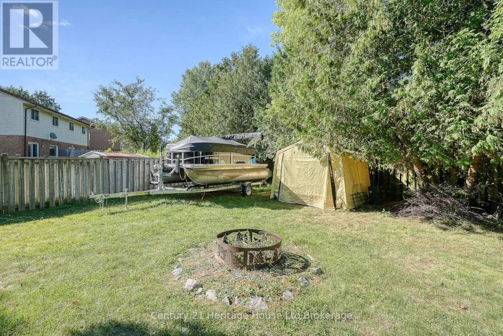 5 MOHICAN DRIVE