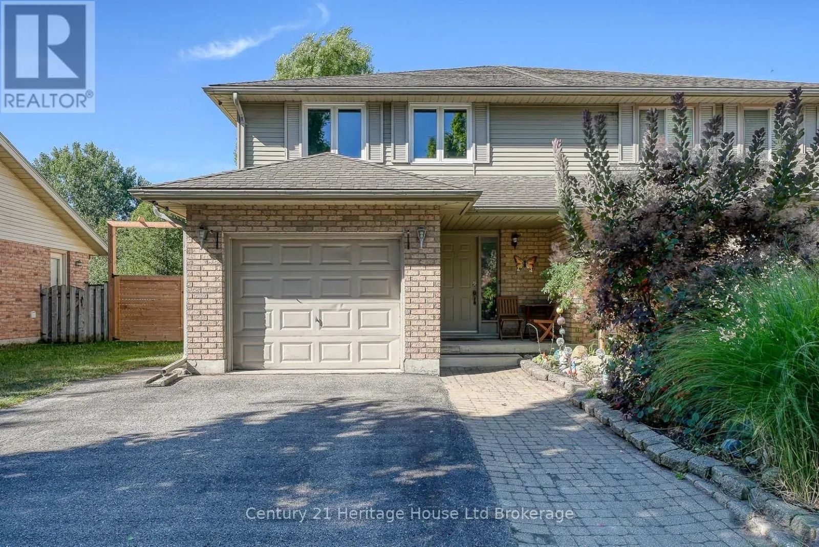5 MOHICAN DRIVE