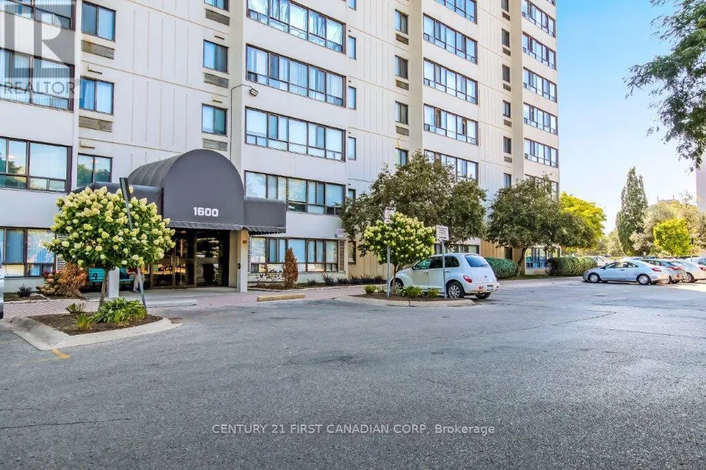 909 - 1600 ADELAIDE STREET N, #909