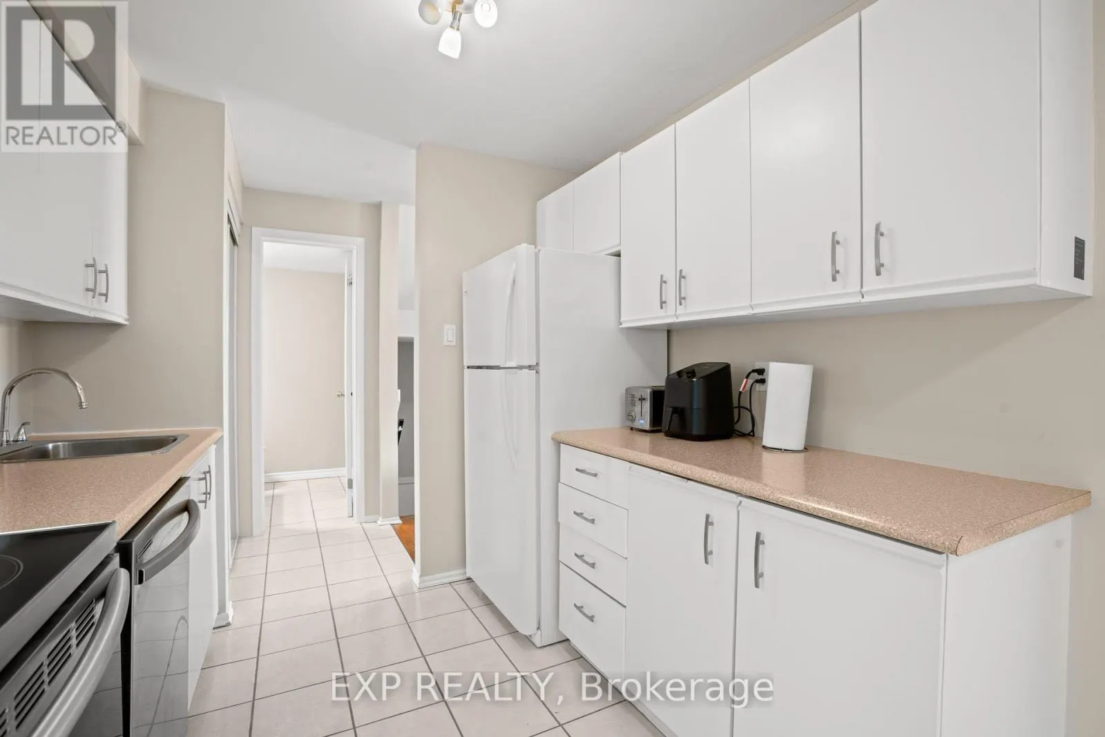 77B - 754 ST. ANDRE DRIVE