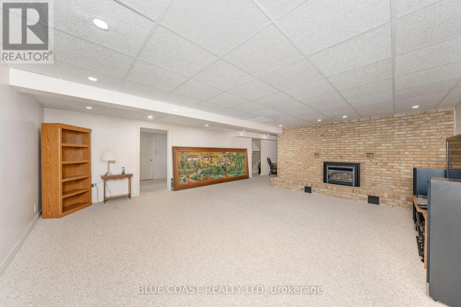 1031 ST CLAIR PARKWAY