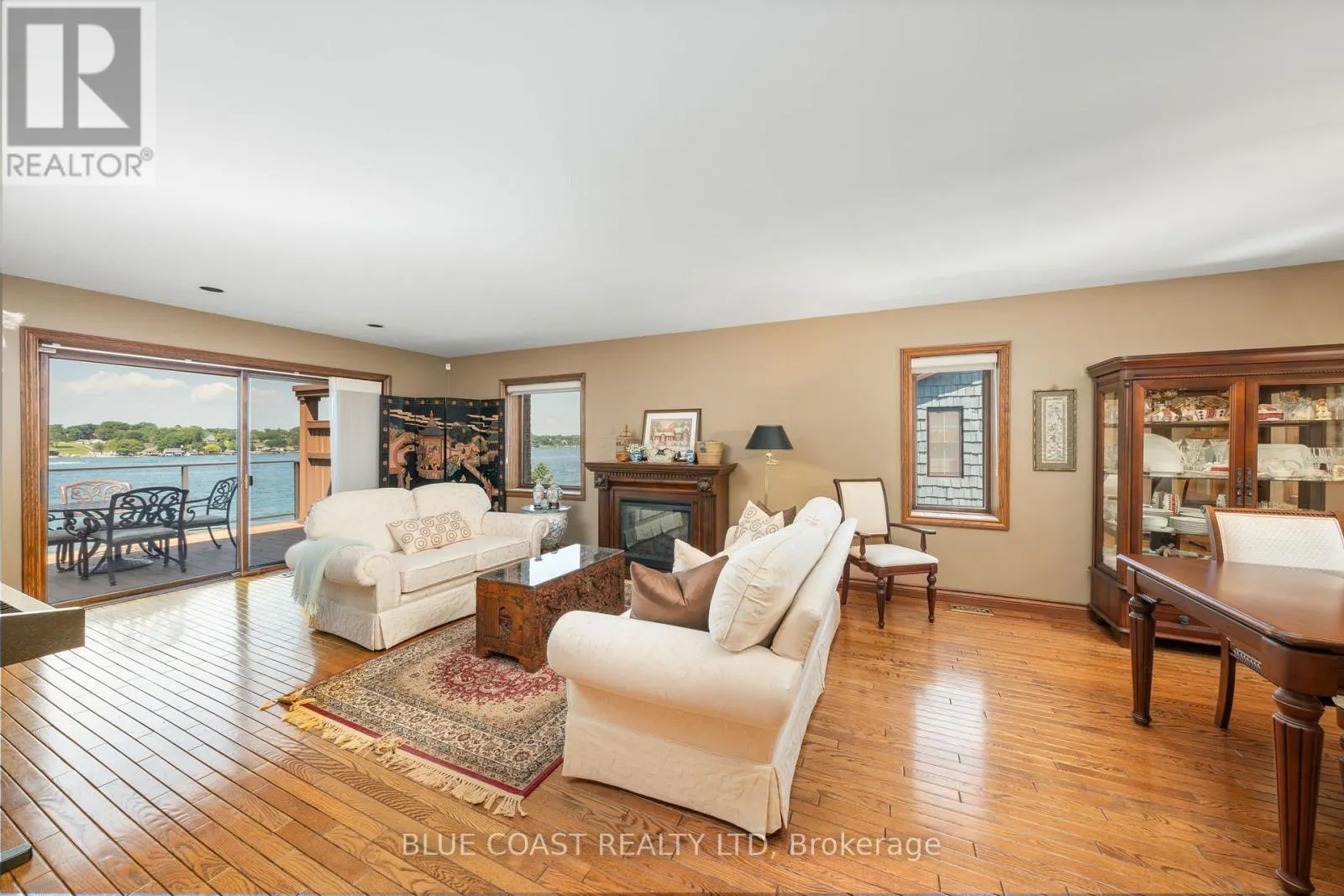1031 ST CLAIR PARKWAY
