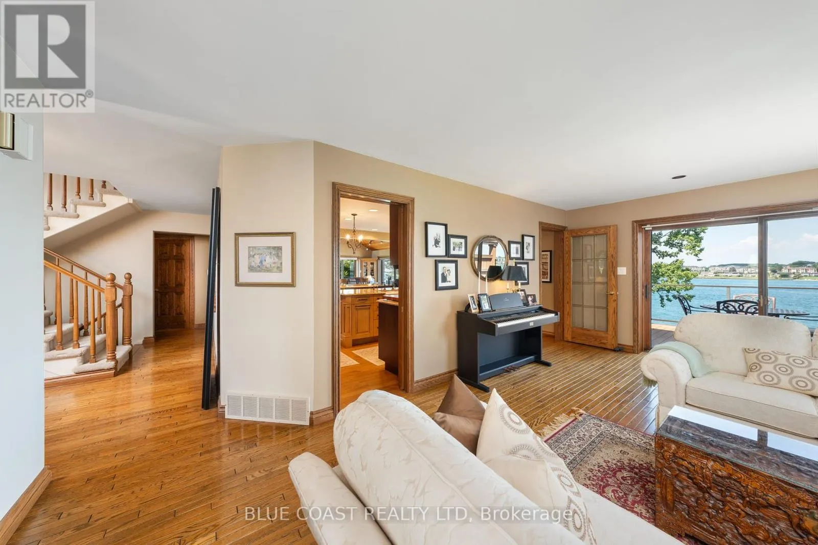 1031 ST CLAIR PARKWAY