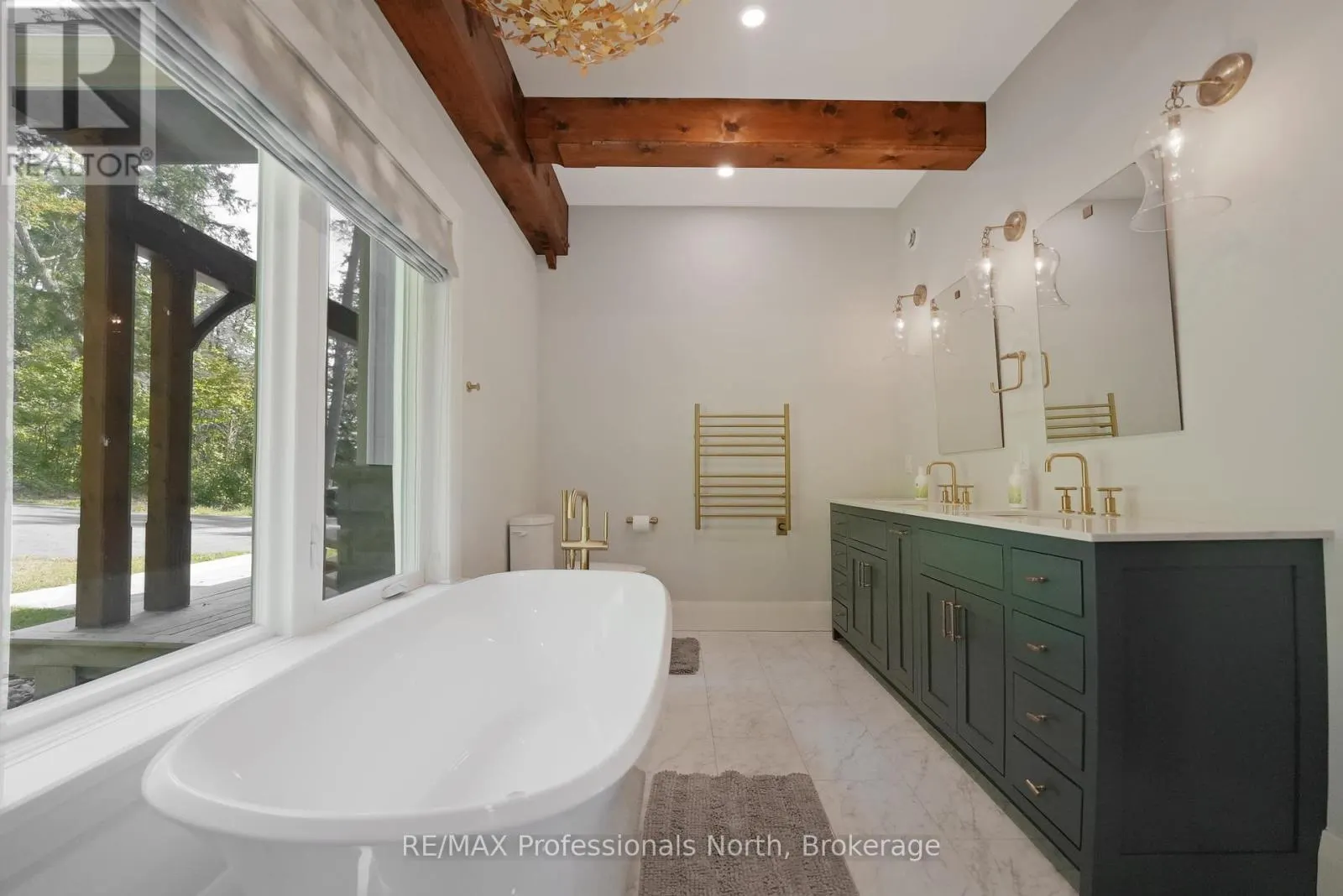 1394 FLATWATER COVE TRAIL