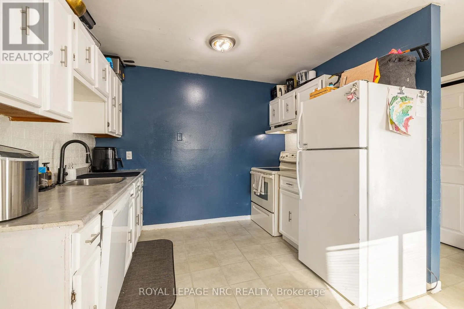 39 - 4215 MEADOWVALE DRIVE, #39