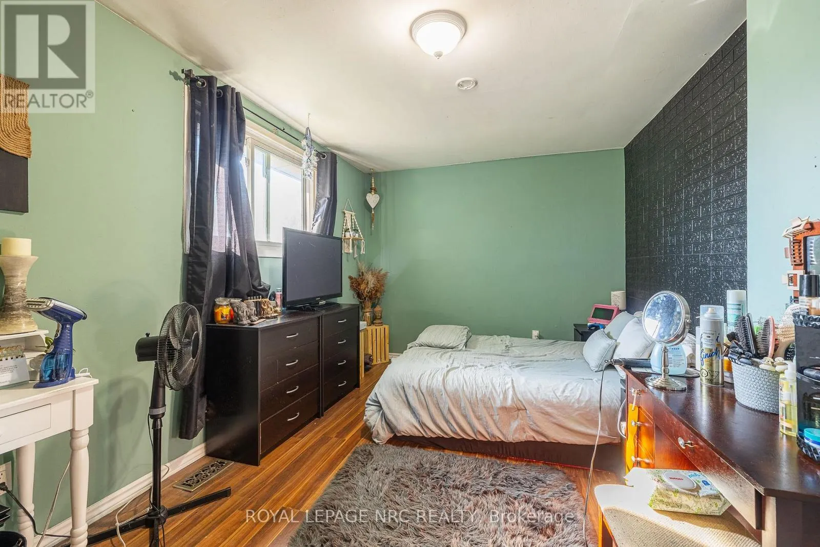 39 - 4215 MEADOWVALE DRIVE, #39