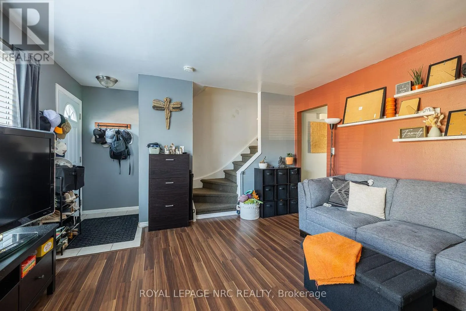 39 - 4215 MEADOWVALE DRIVE, #39