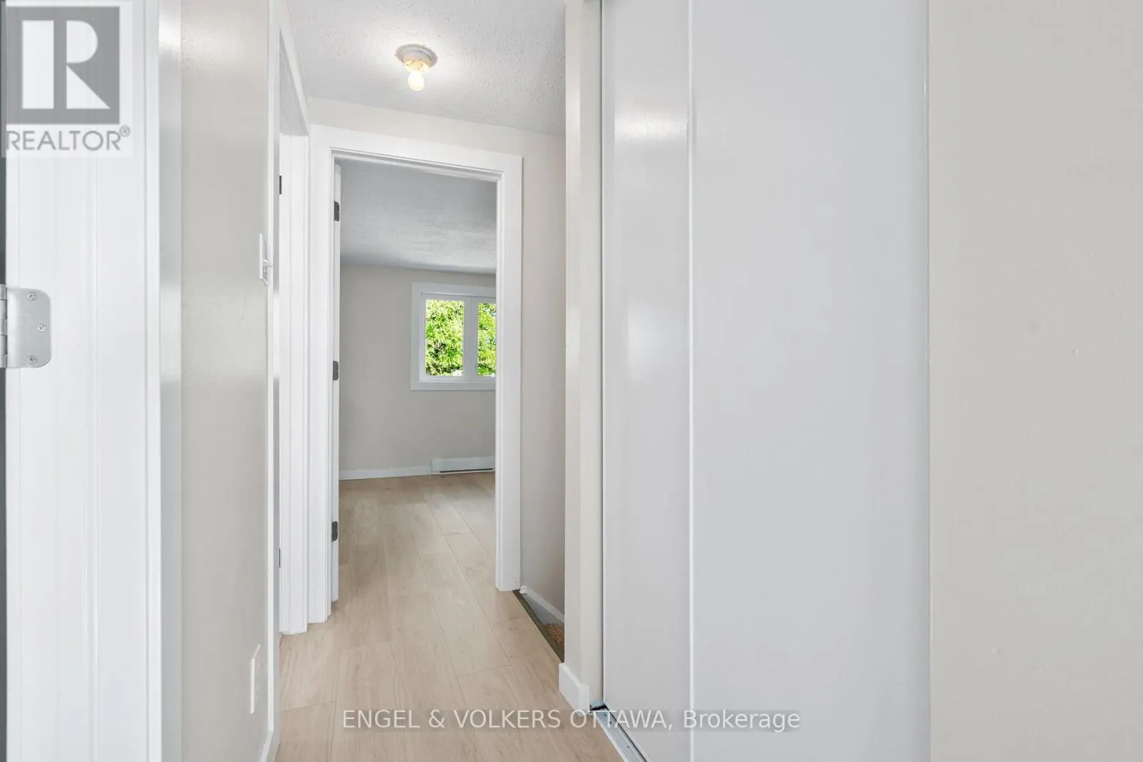 1529 MEADOWBROOK ROAD