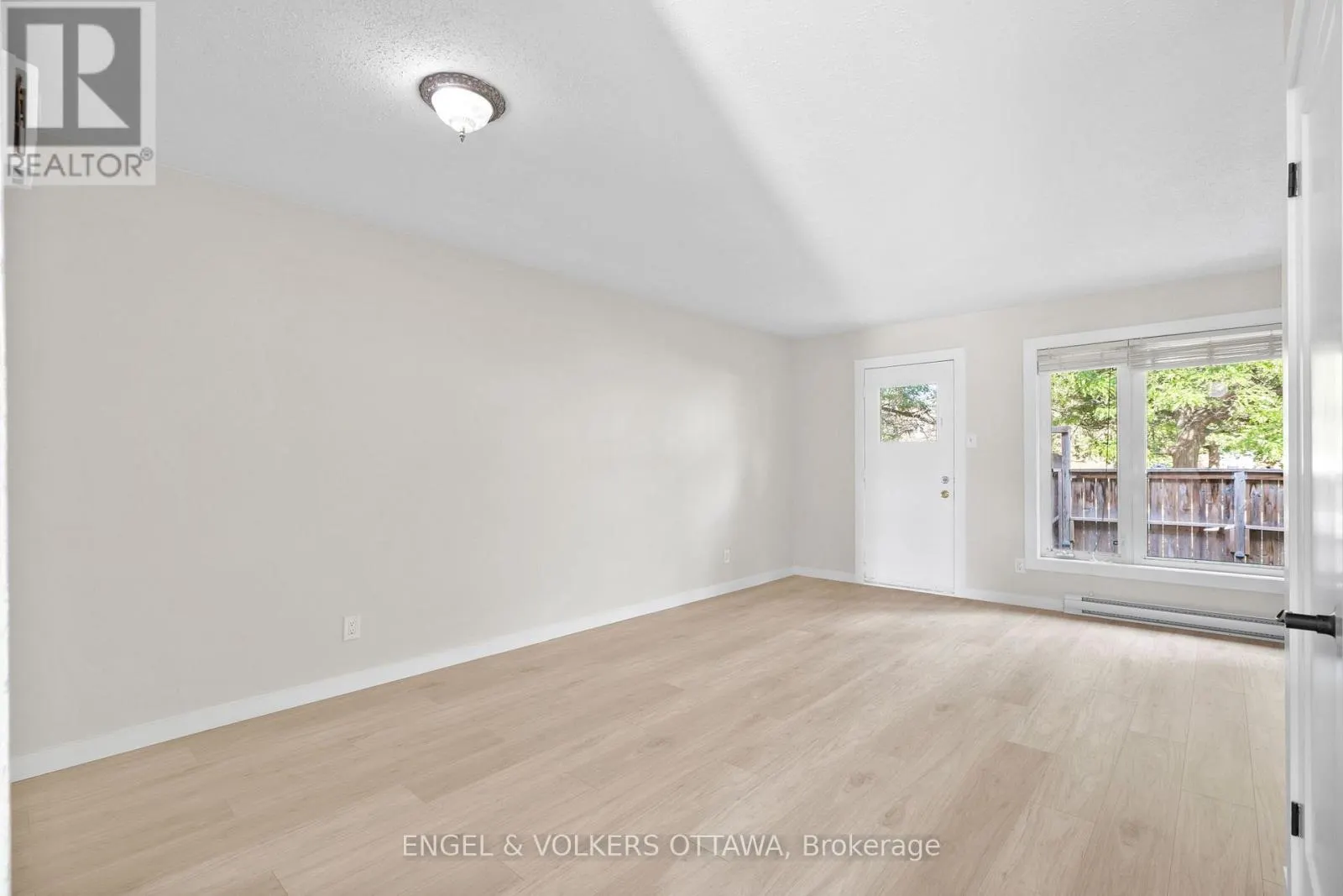 1529 MEADOWBROOK ROAD