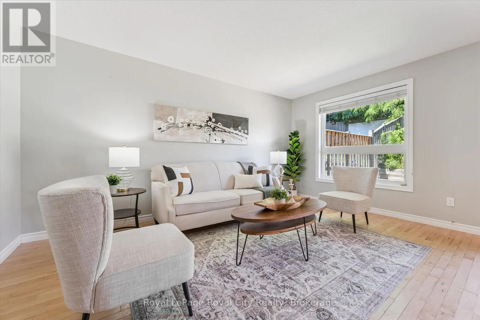 158 KEMP CRESCENT