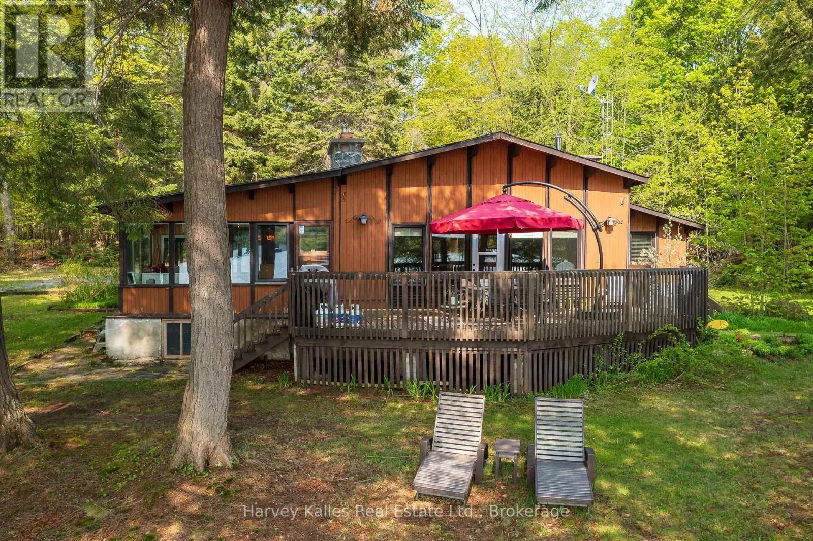 1033 SCOTT LANE