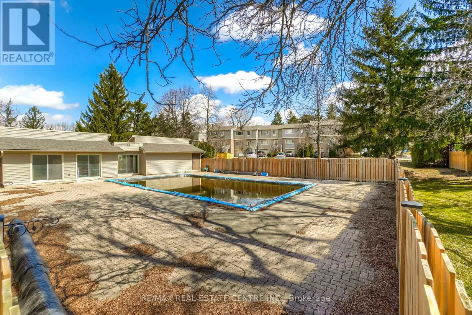 30 GREEN VALLEY DRIVE