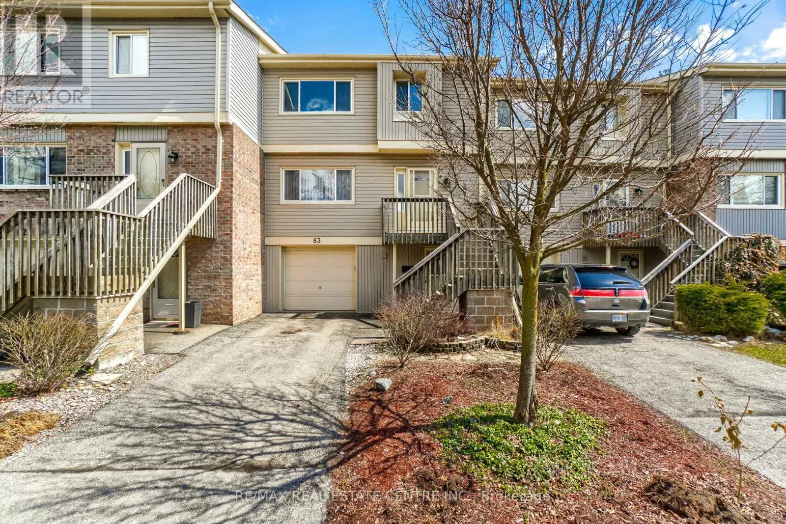 30 GREEN VALLEY DRIVE