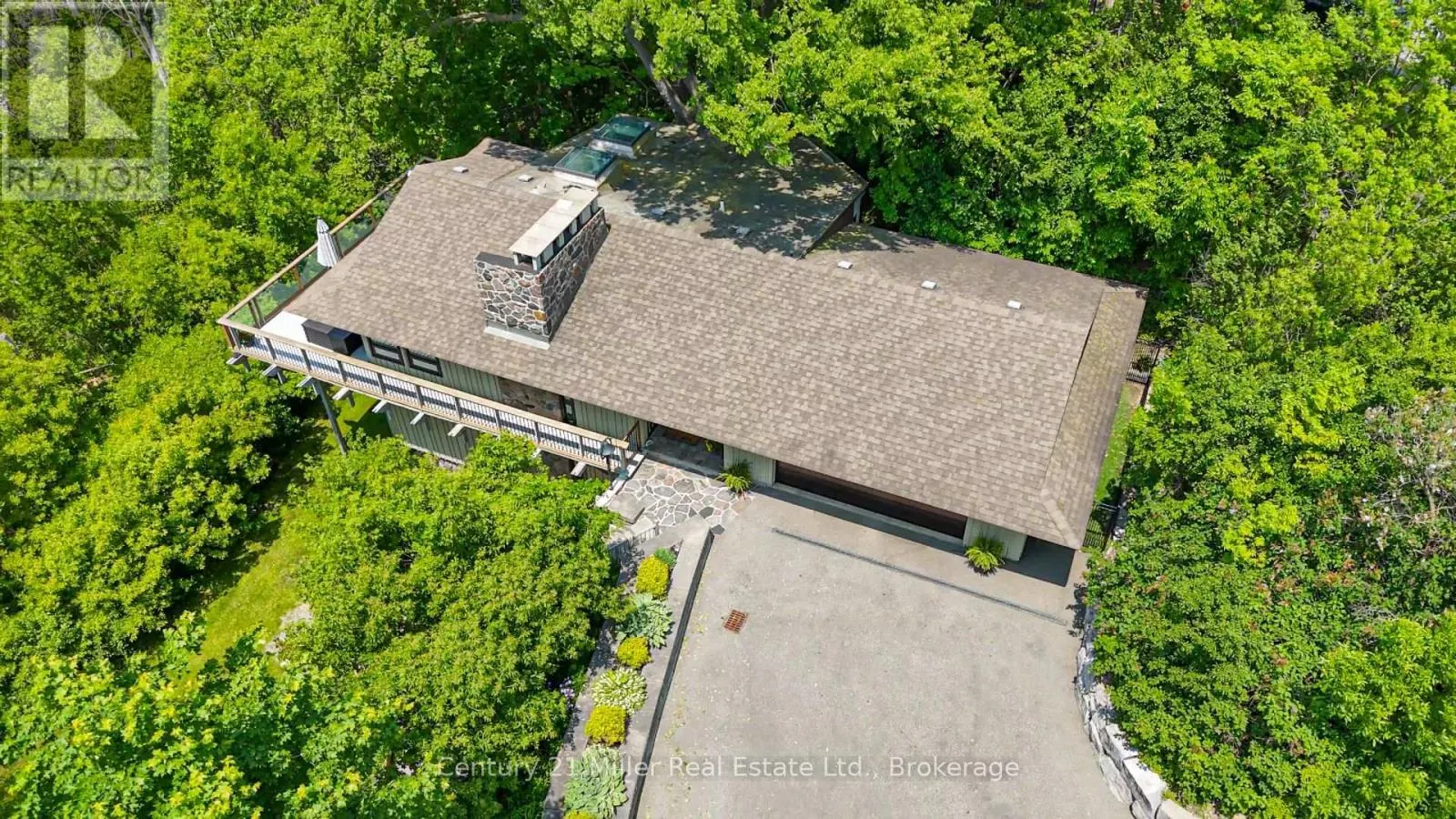 50 GREENSVIEW DRIVE