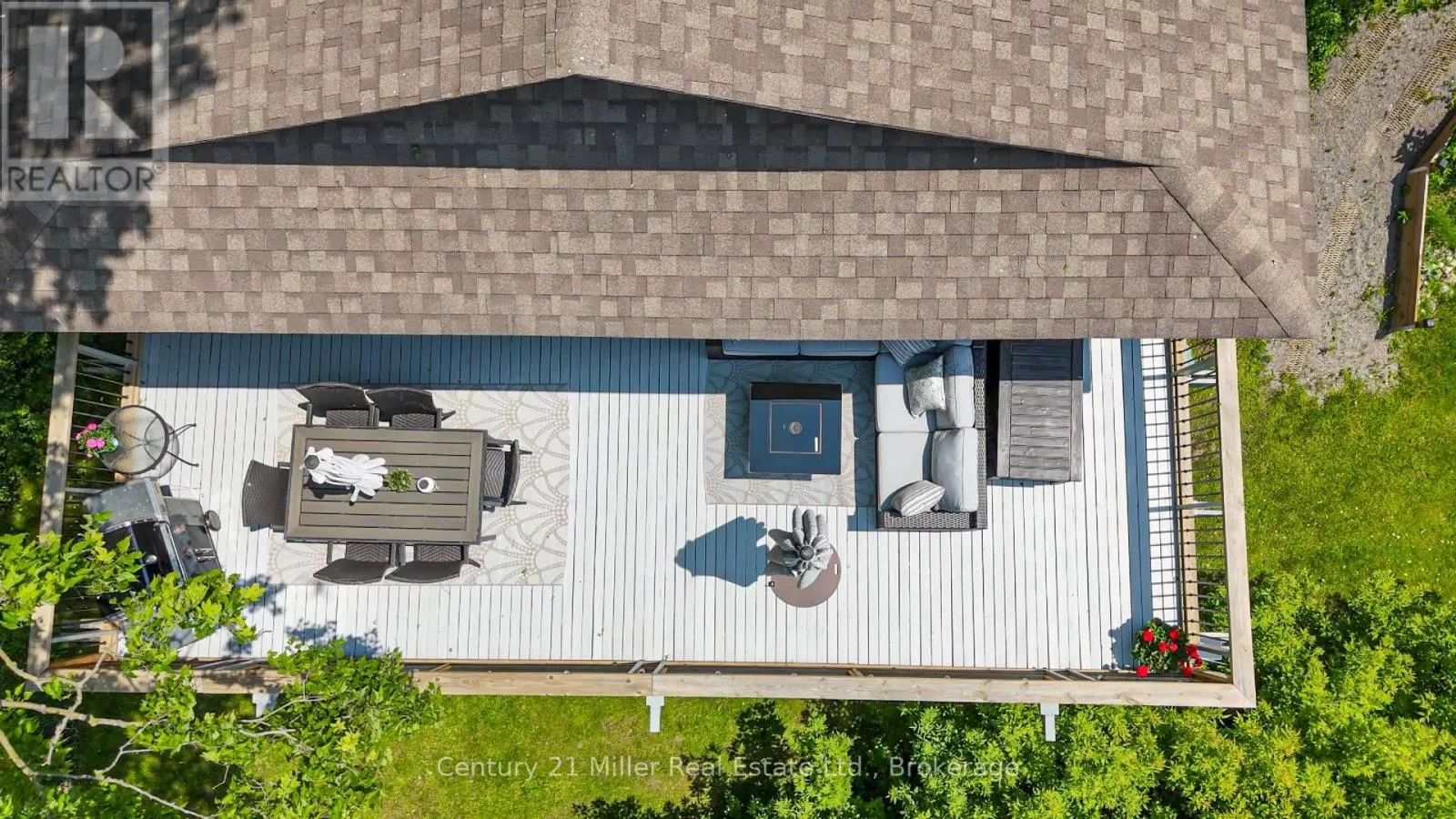 50 GREENSVIEW DRIVE