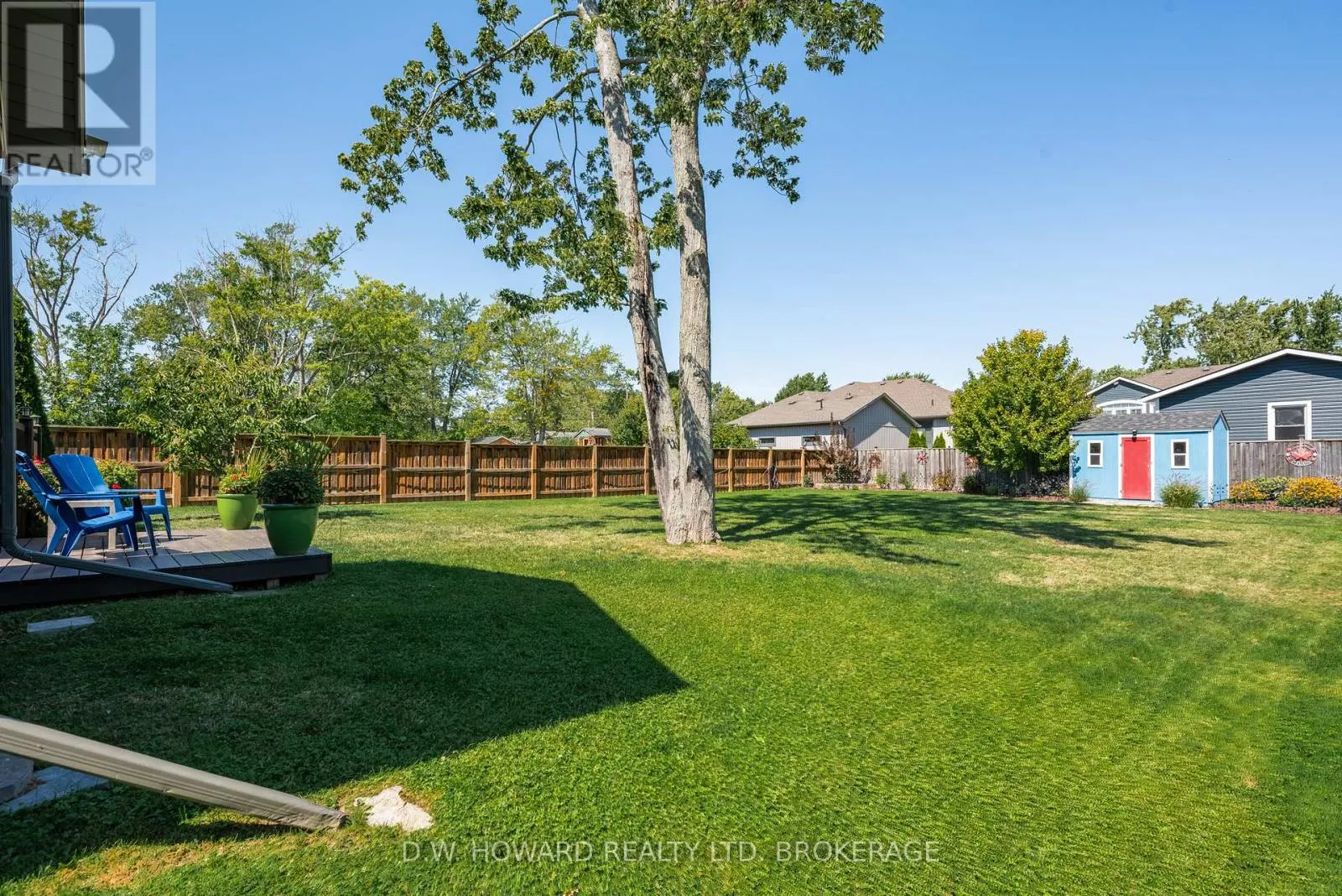 3270 THUNDERBAY ROAD