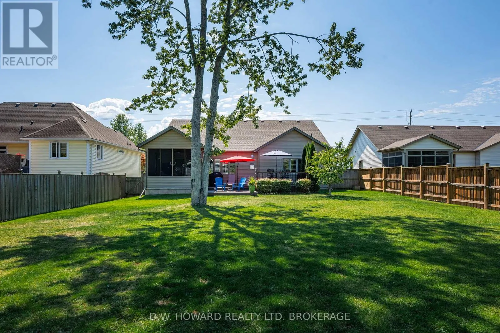 3270 THUNDERBAY ROAD