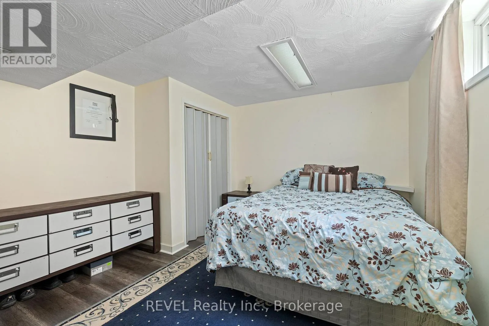 6571 BURDETTE DRIVE