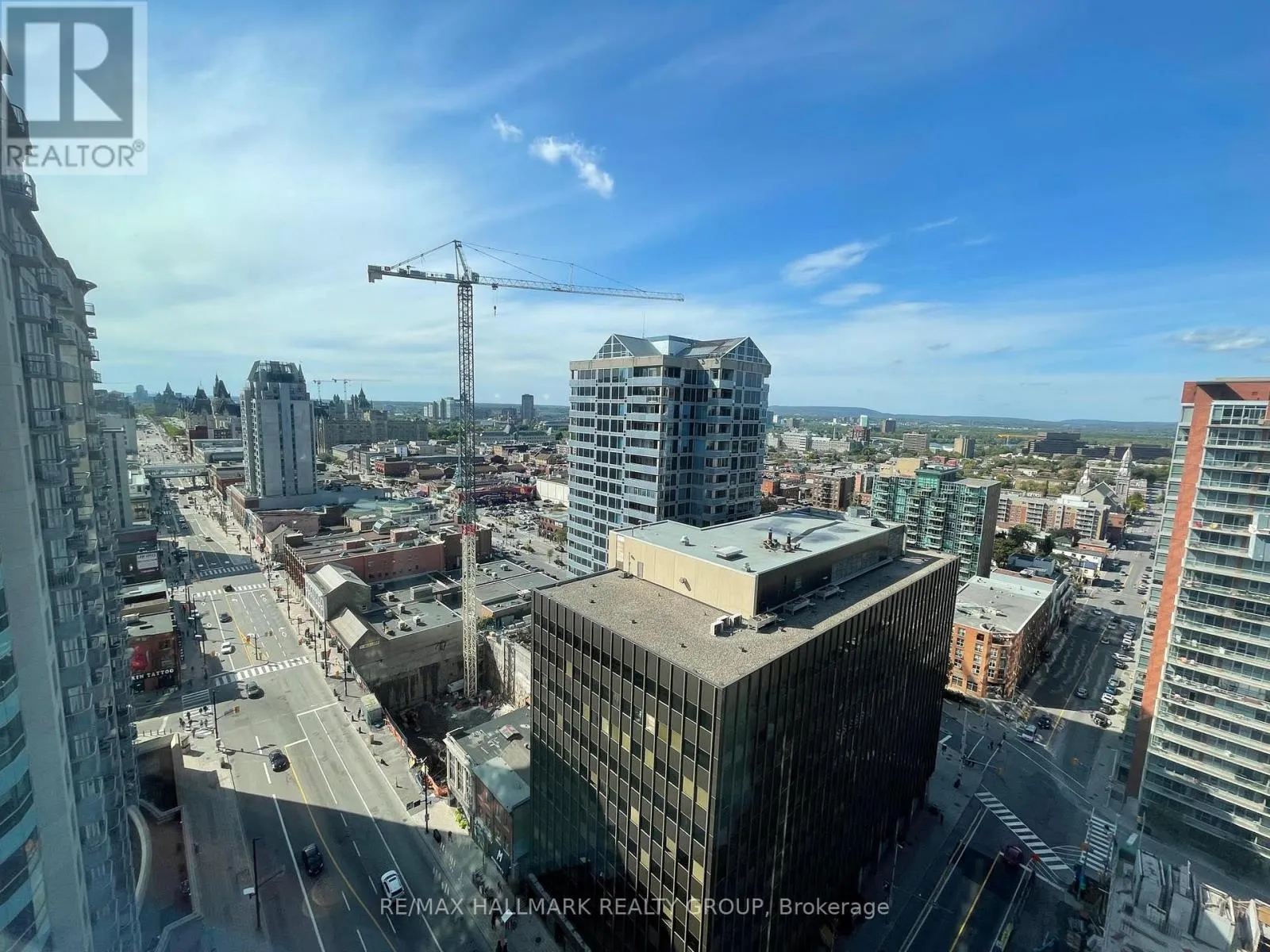 2201 - 242 RIDEAU STREET