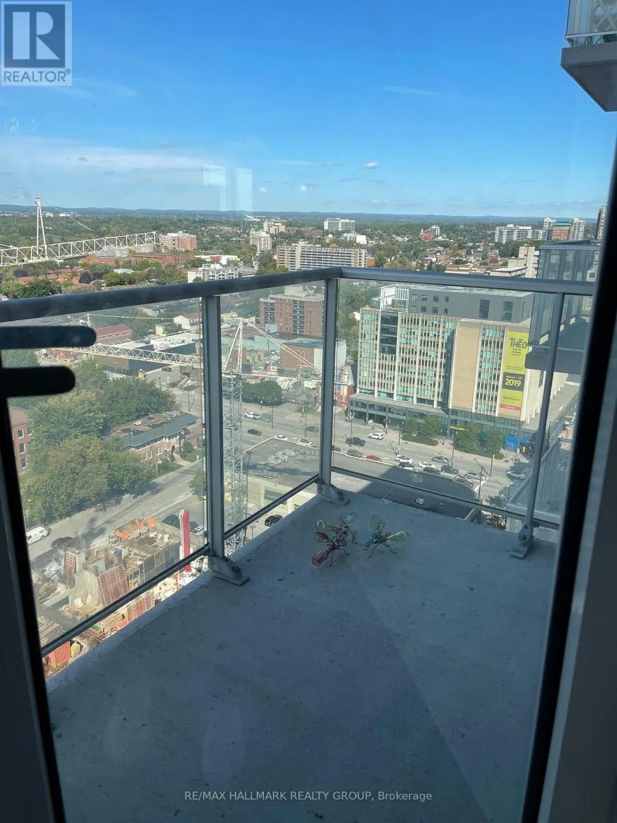 2201 - 242 RIDEAU STREET