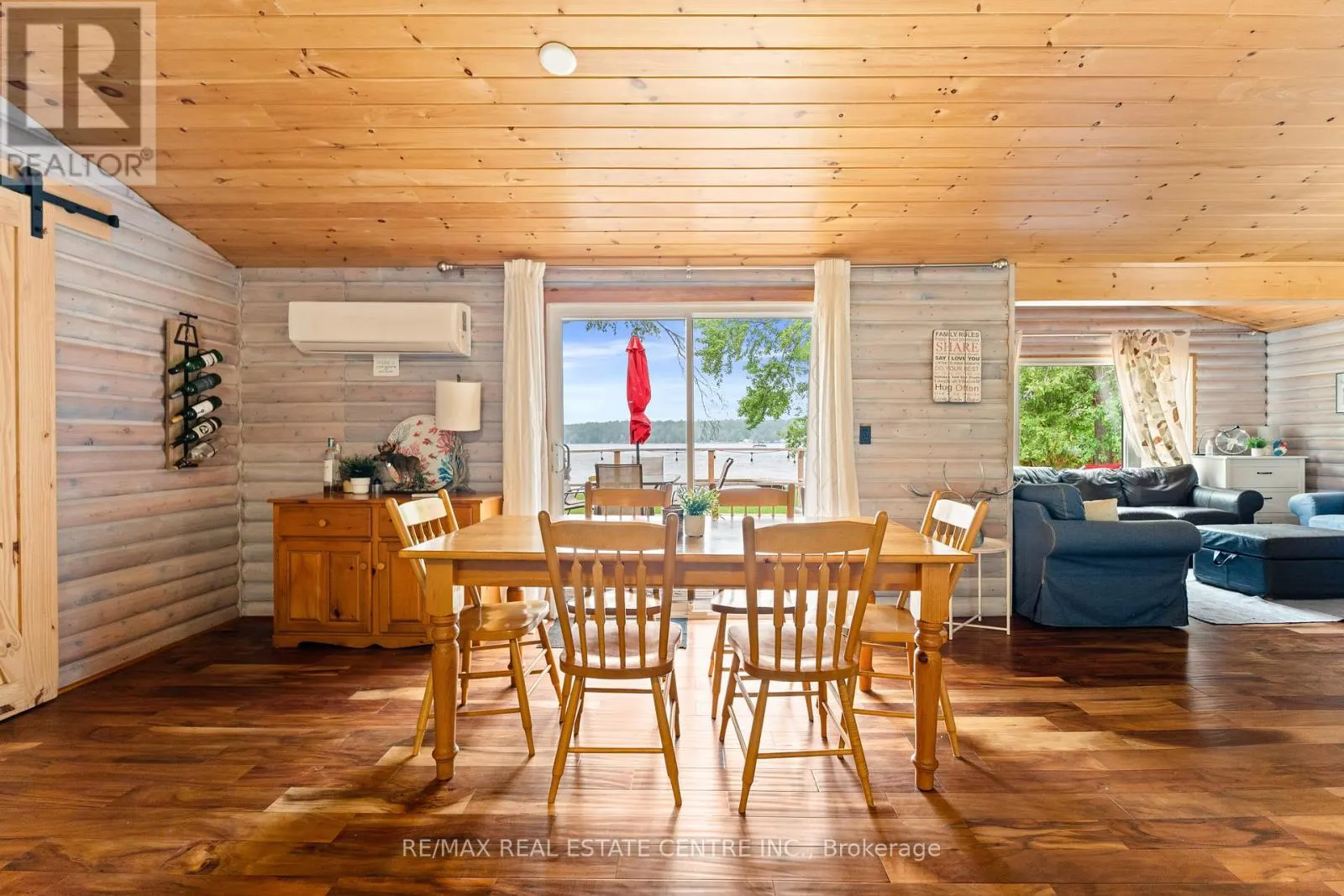 3012 GREENWOOD LANE