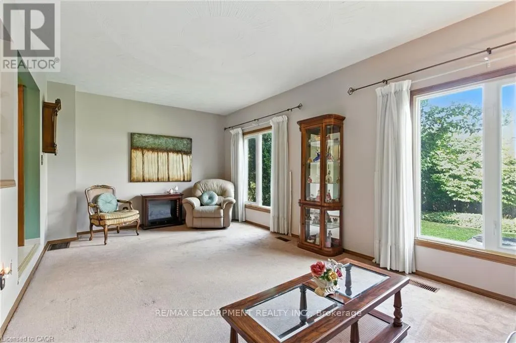 39 MEGNA COURT