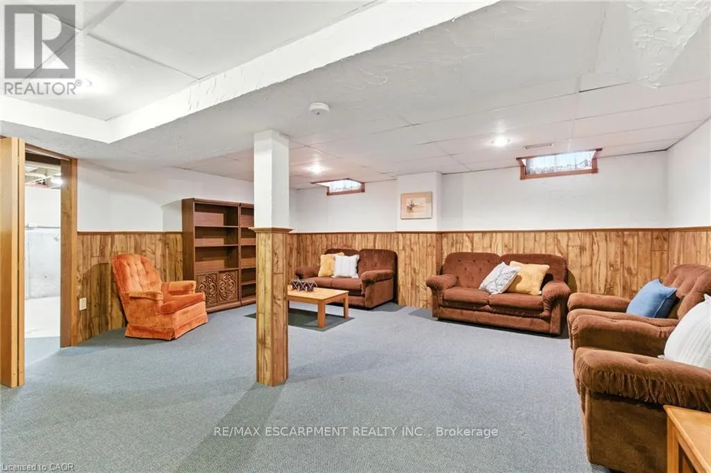 39 MEGNA COURT