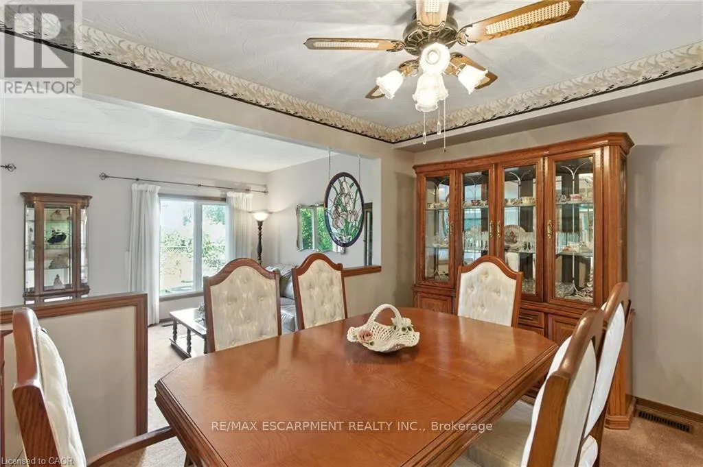 39 MEGNA COURT