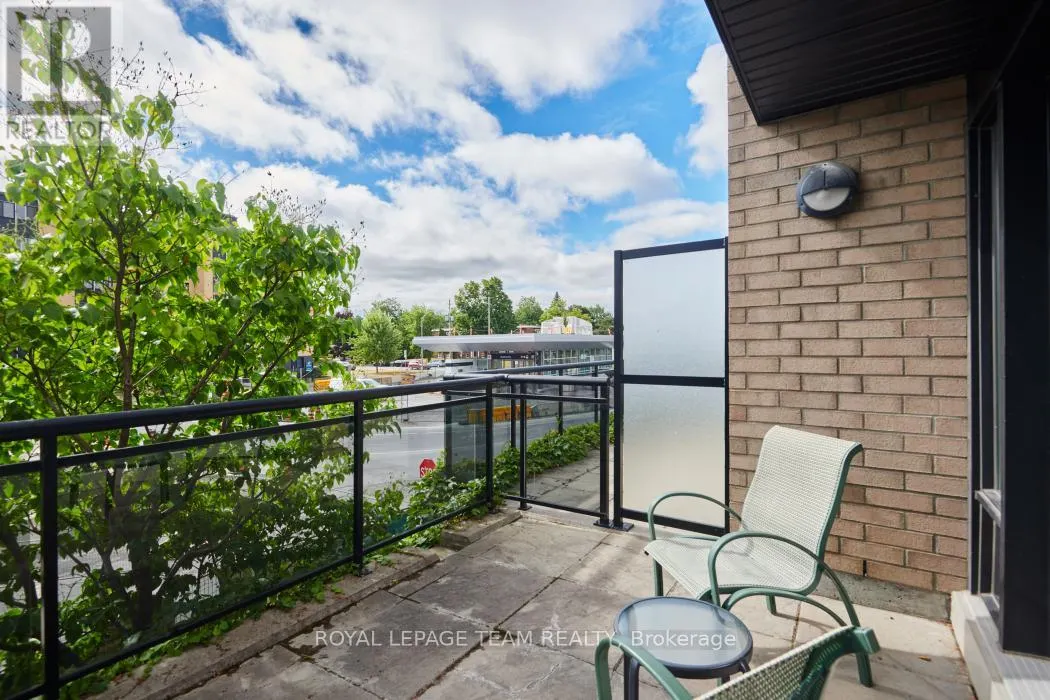 7 - 775 RICHMOND ROAD N