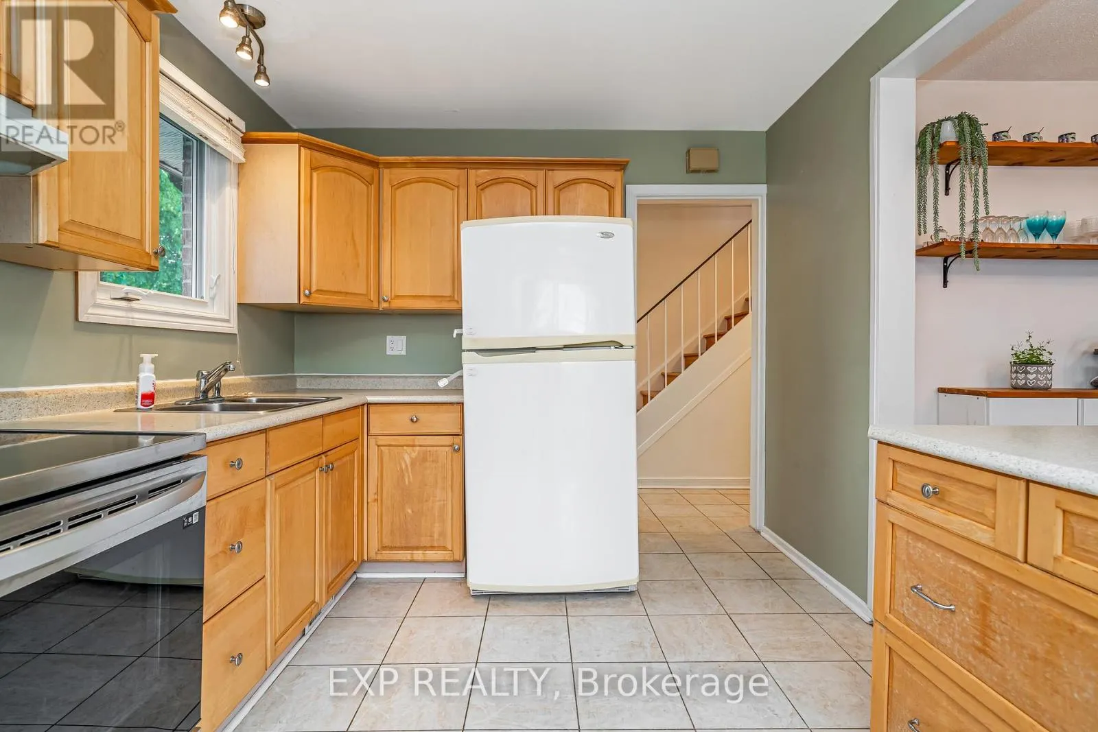 78 - 837 EASTVALE DRIVE