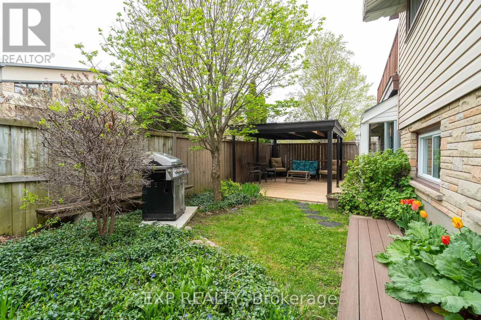 220 ANCASTER AVENUE