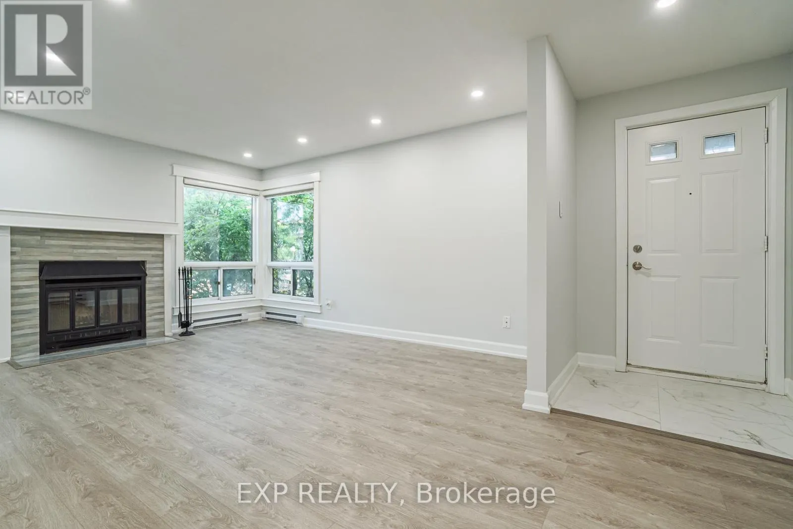1 - 268 PRESLAND ROAD