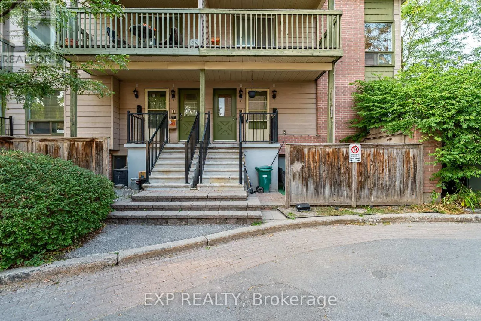 1 - 268 PRESLAND ROAD