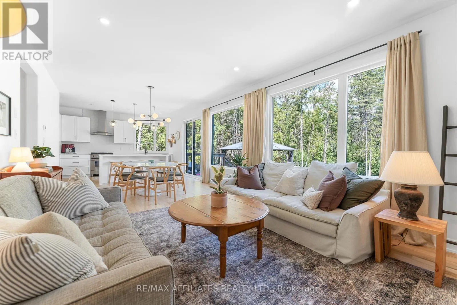 325 RIDGEMONT DRIVE