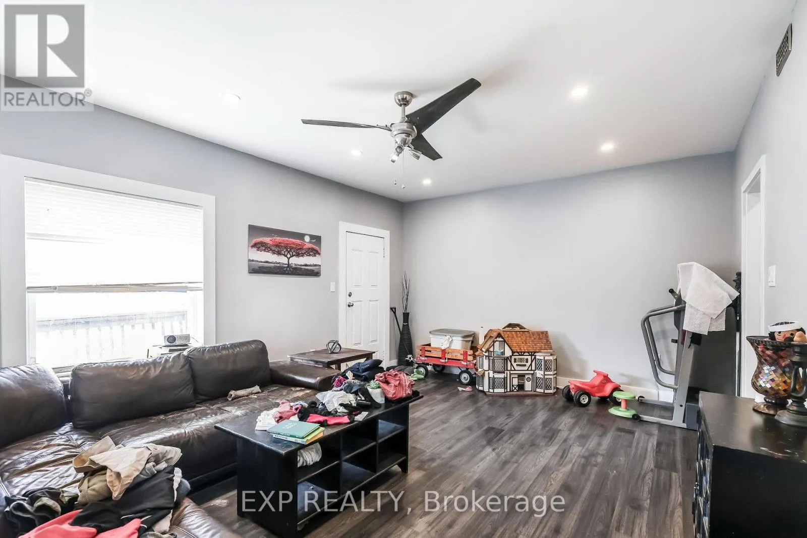 47 WELLINGTON STREET S