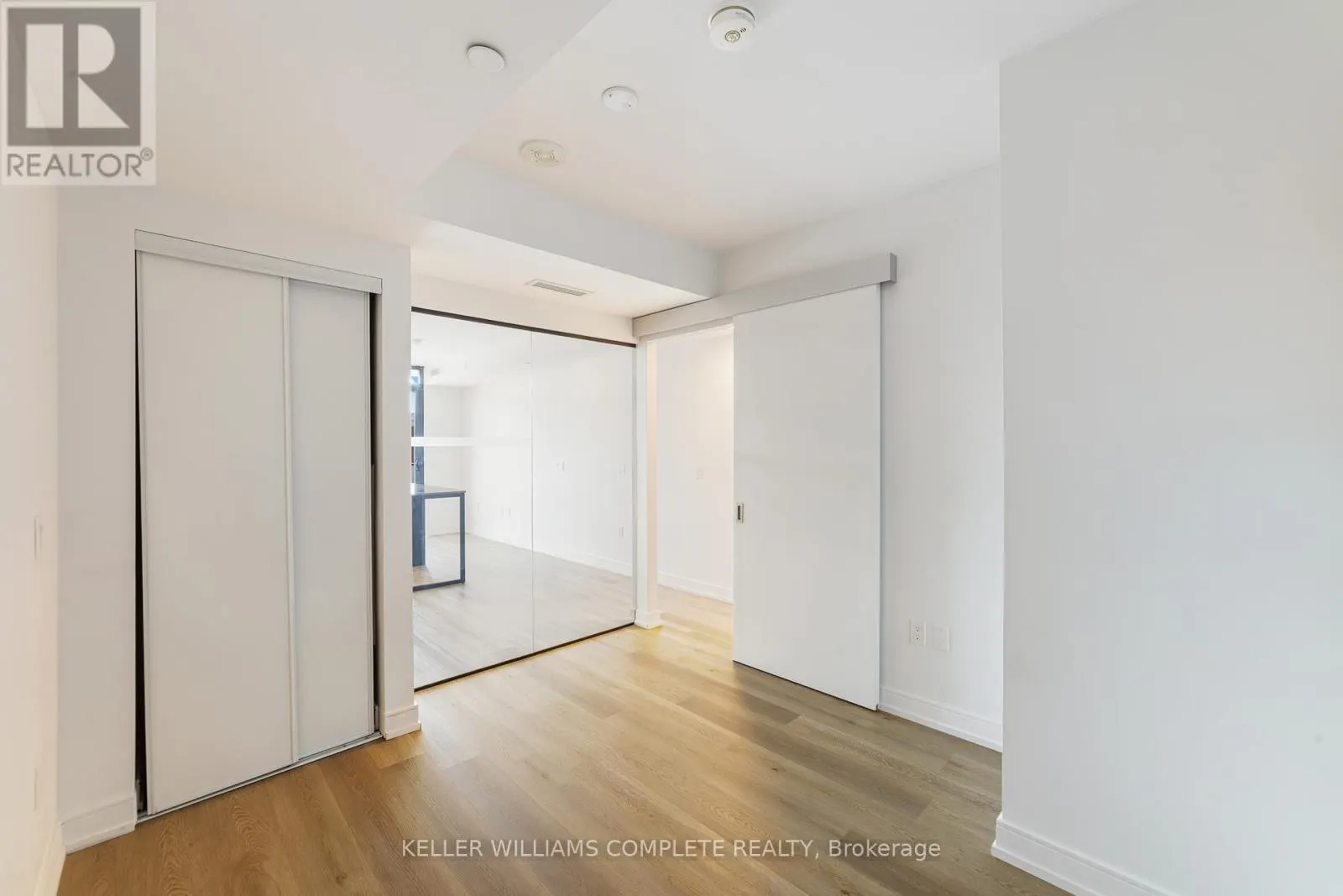 1102 - 1 JARVIS STREET
