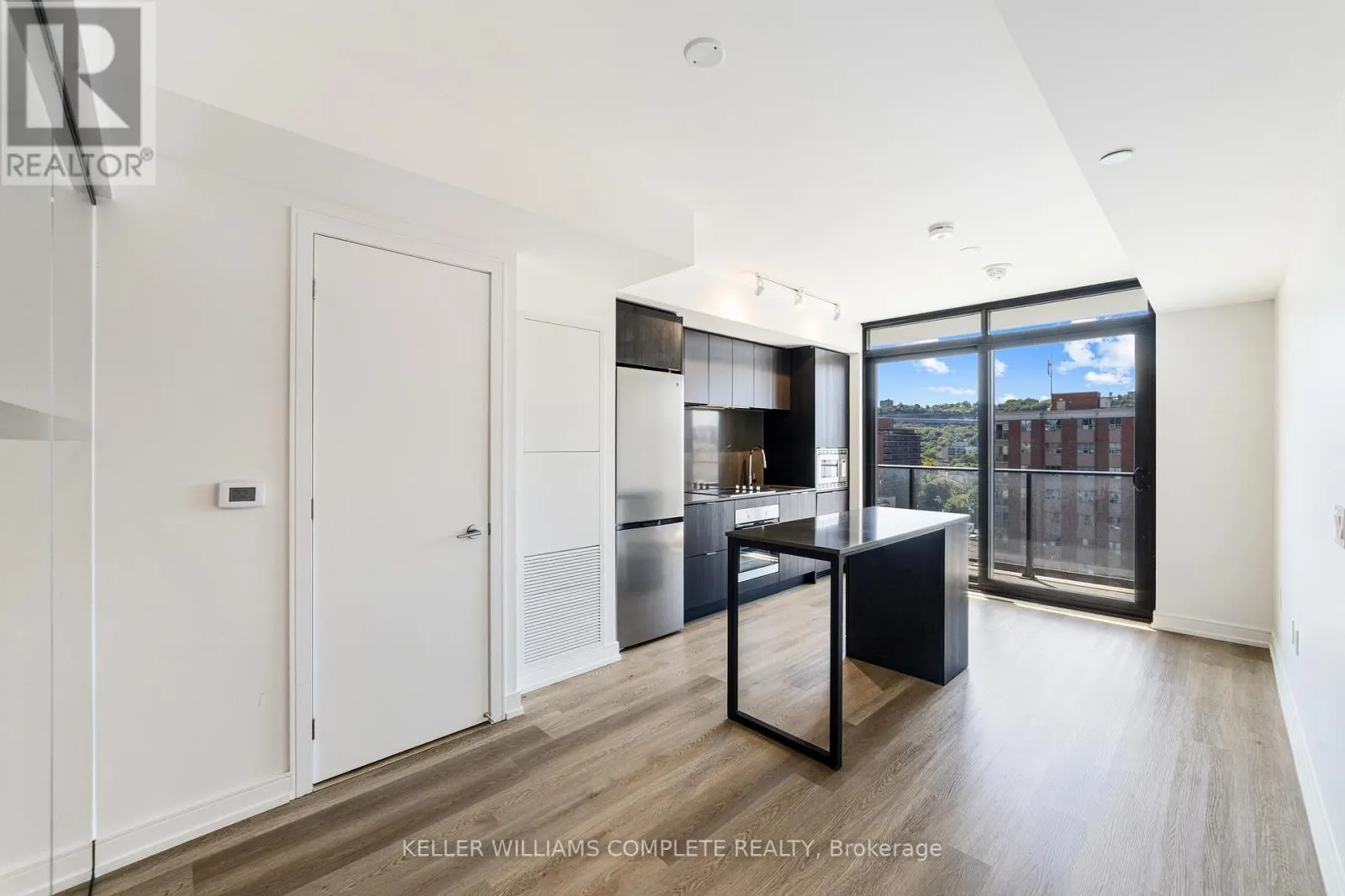 1102 - 1 JARVIS STREET