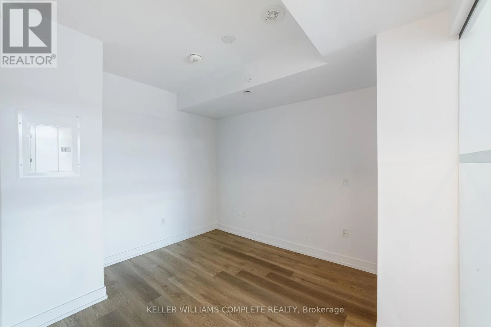 1102 - 1 JARVIS STREET