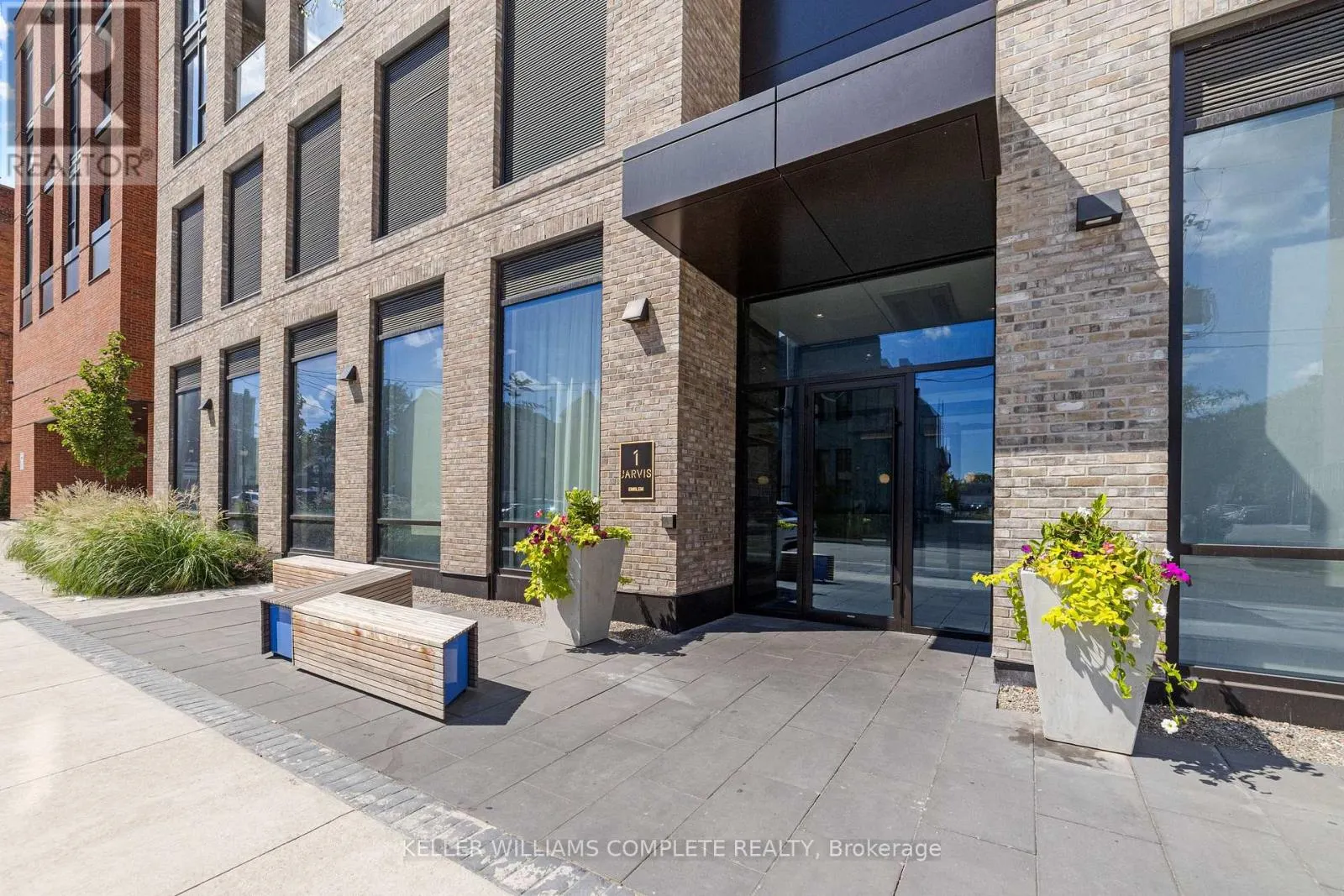 1102 - 1 JARVIS STREET