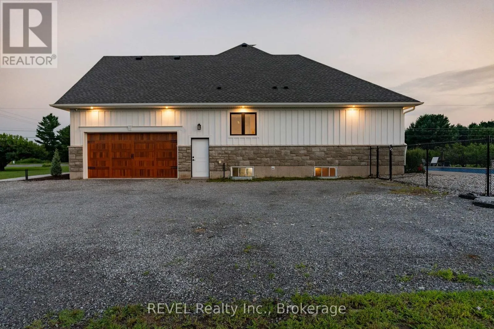 864 CONCESSION 1 RD ROAD