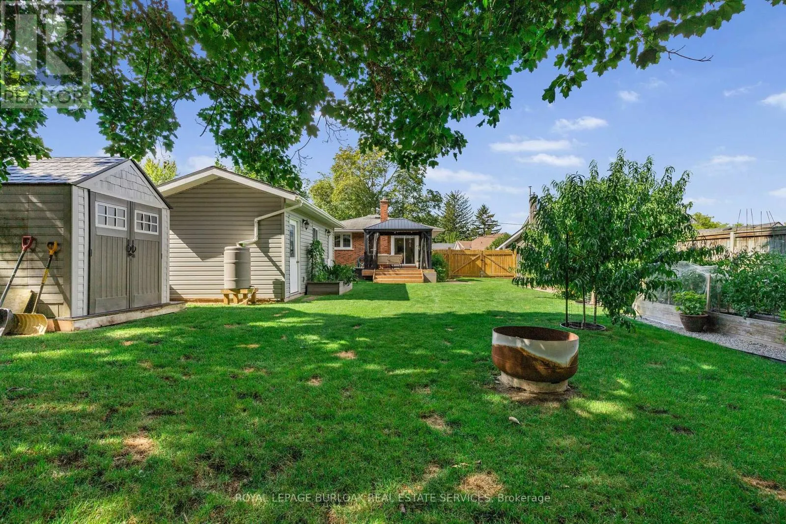 11 FLYNN AVENUE