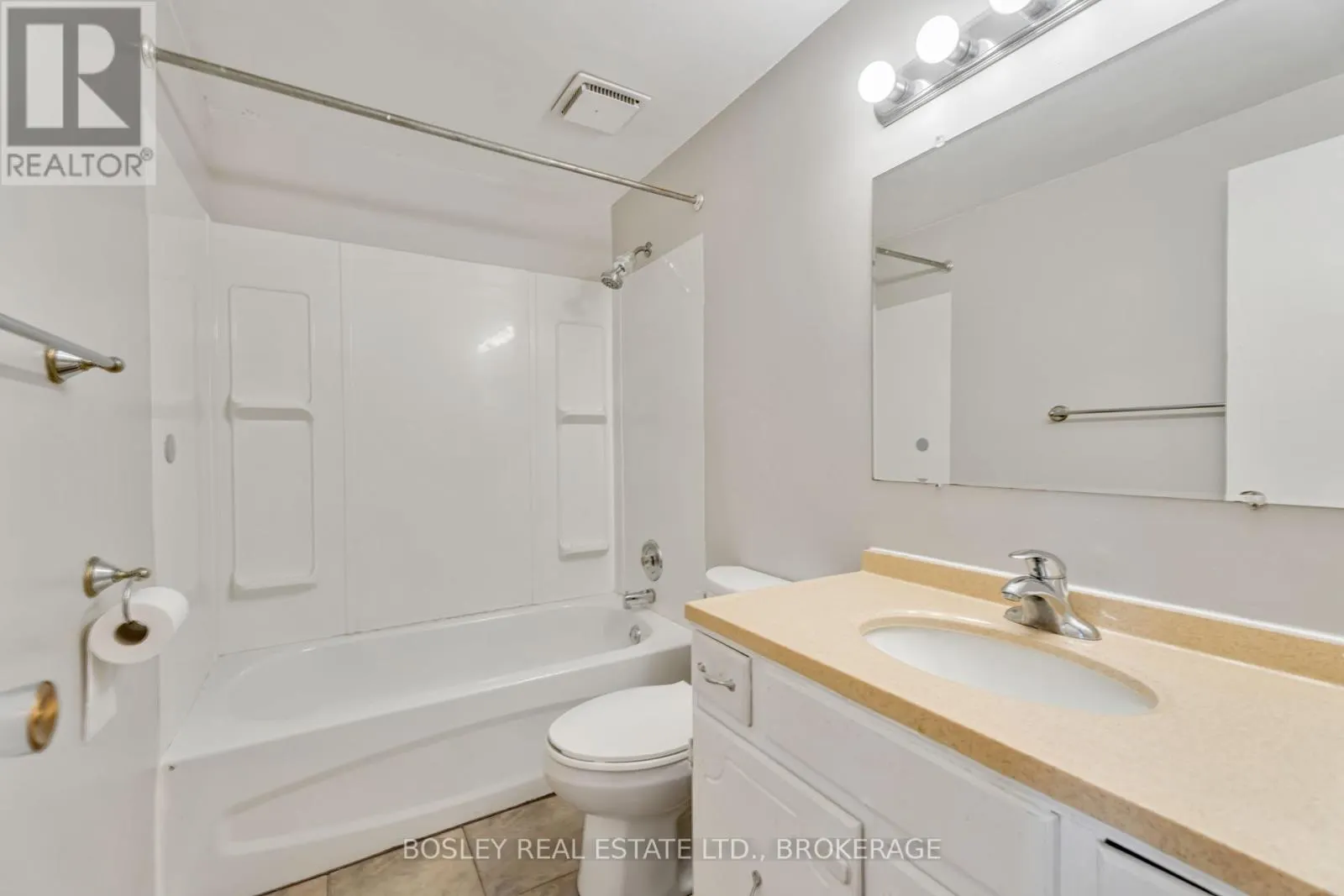 2 CRESCENTWOOD DRIVE