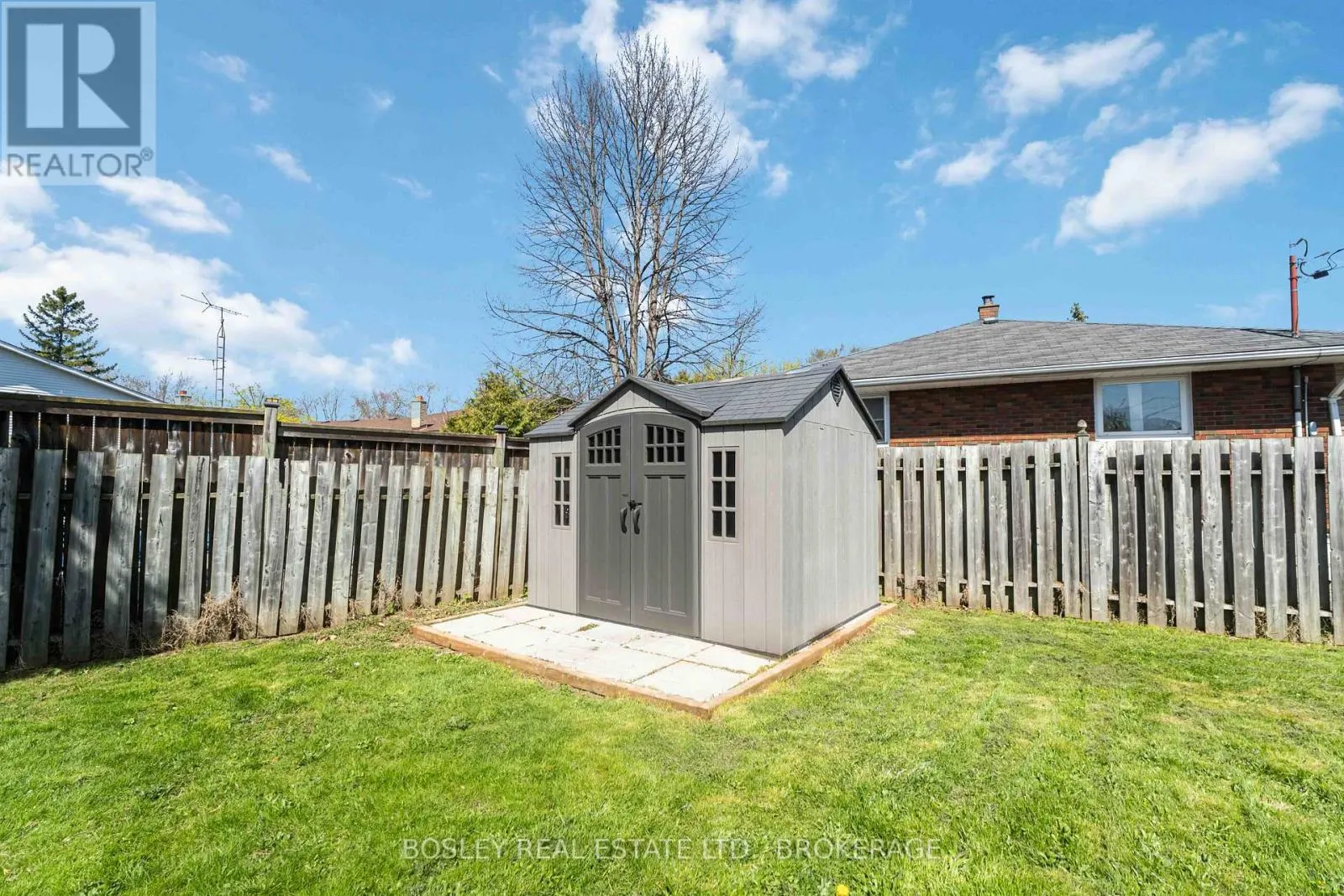 2 CRESCENTWOOD DRIVE