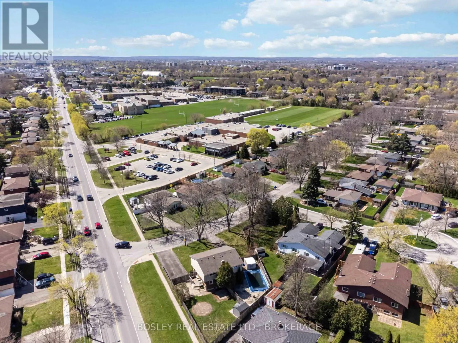2 CRESCENTWOOD DRIVE