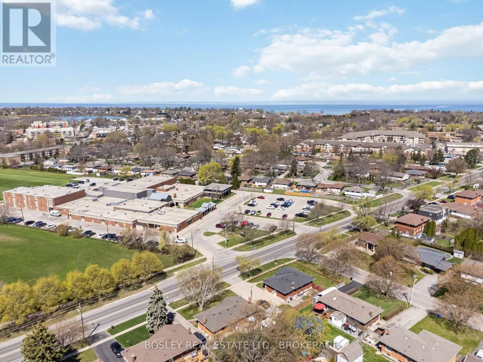 2 CRESCENTWOOD DRIVE