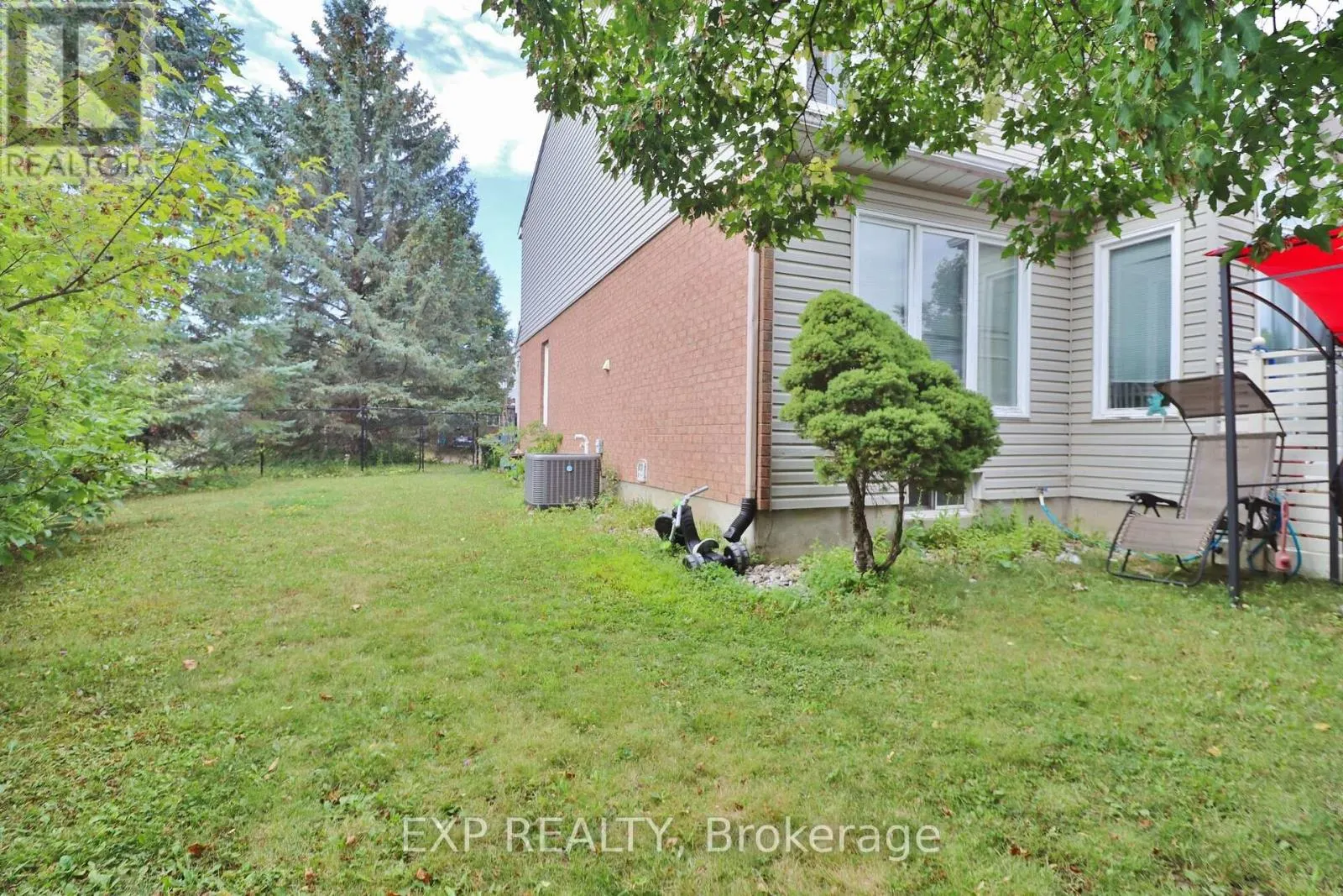 2127 LAUZON STREET