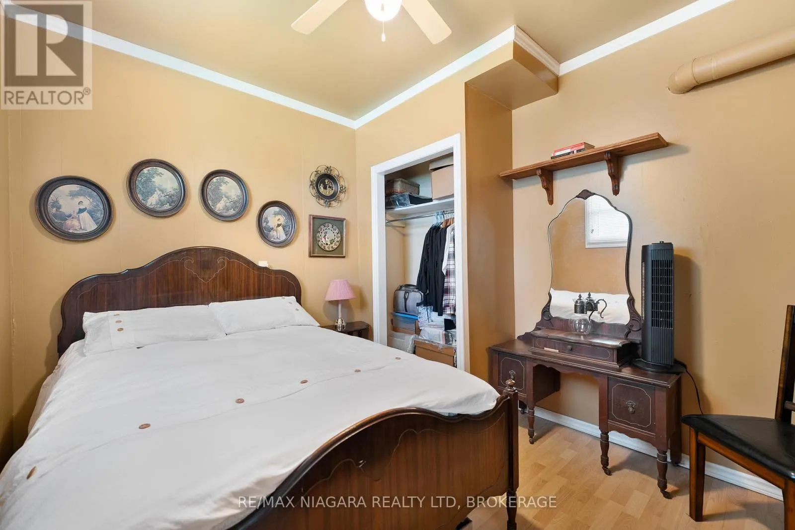 527 PINECREST ROAD