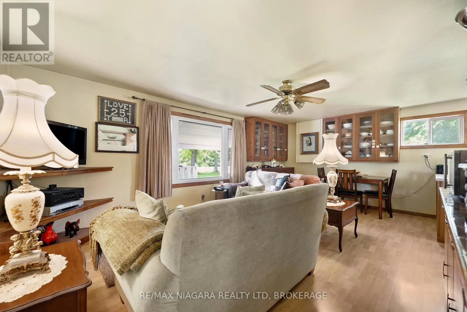527 PINECREST ROAD