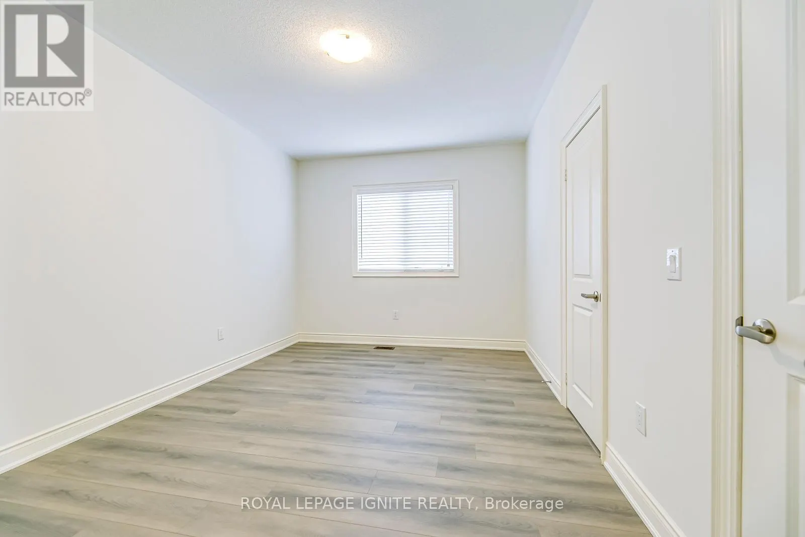 110 CATTAIL CRESCENT